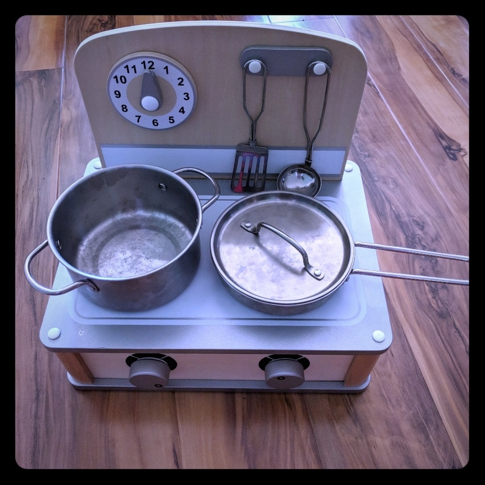 Pottery Barn kids kitchen set